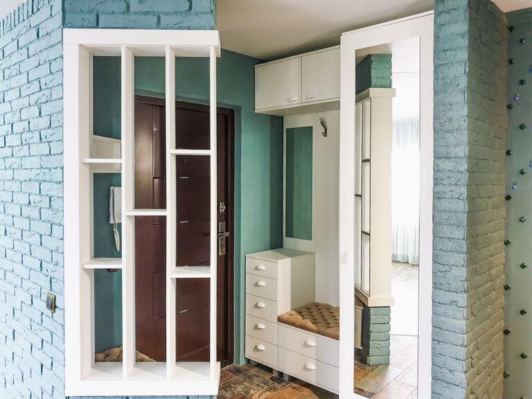 Effective Small Space Storage Ideas That Actually Work